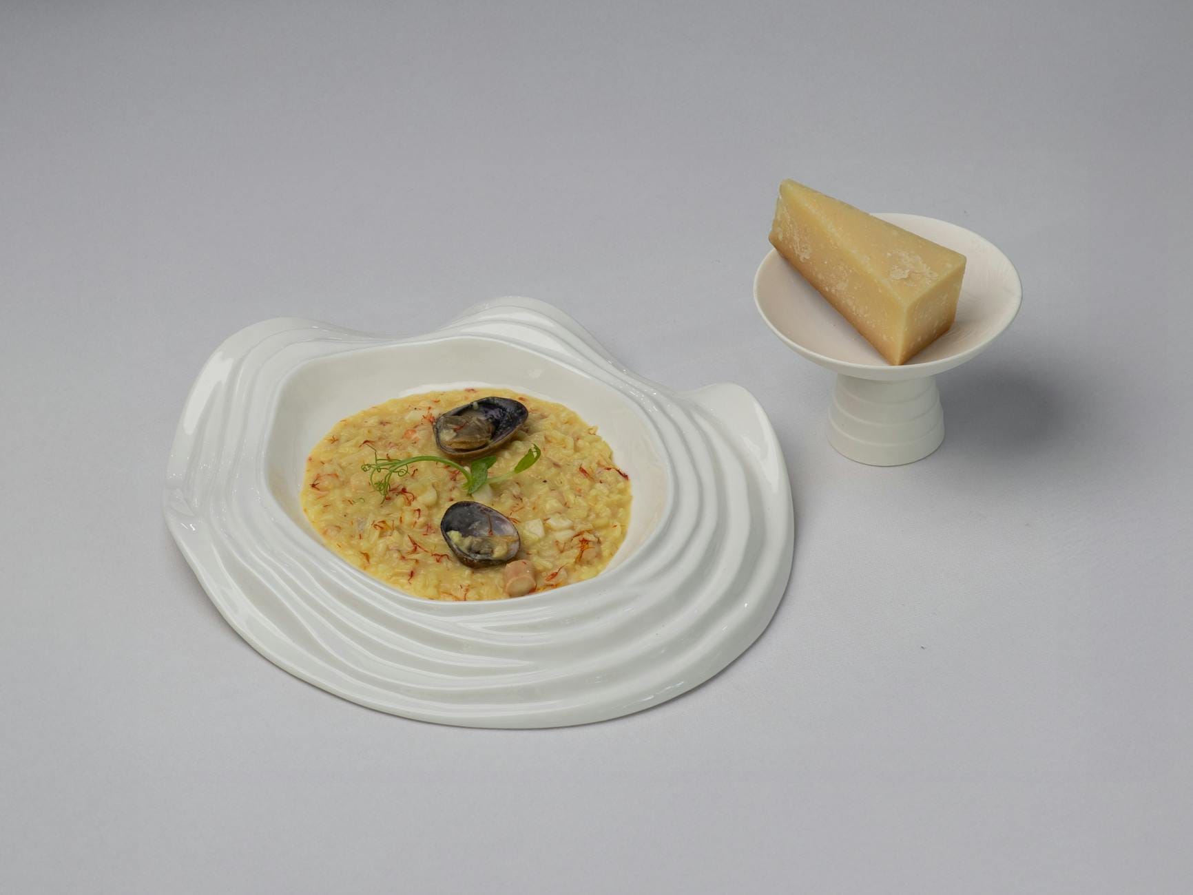 Risotto alla milanese: zafferano, burro e il segreto della tostatura