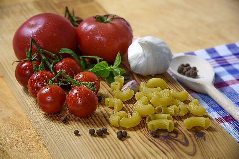 Pollo arrosto della domenica: croccante fuori, succoso dentro