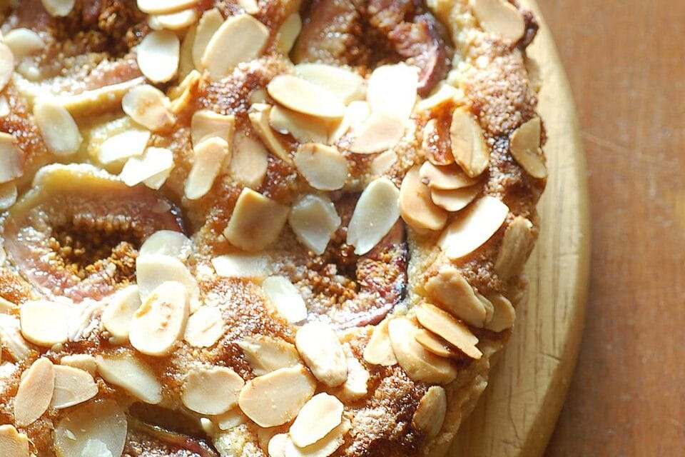 Crostata di fichi di fine agosto: i fichi giusti, la frolla che non si sbriciola e gli errori che la rovinano