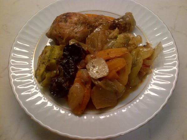 Il brodo fatto in casa: perché vale la pena e come farlo nel modo giusto